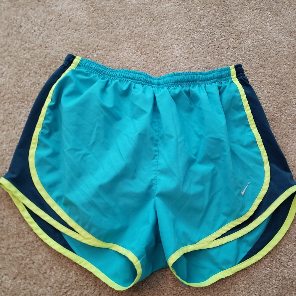 NIKE tempo shorts
